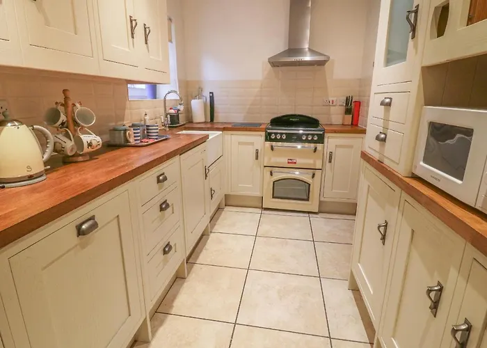 Dom wakacyjny Bridge House